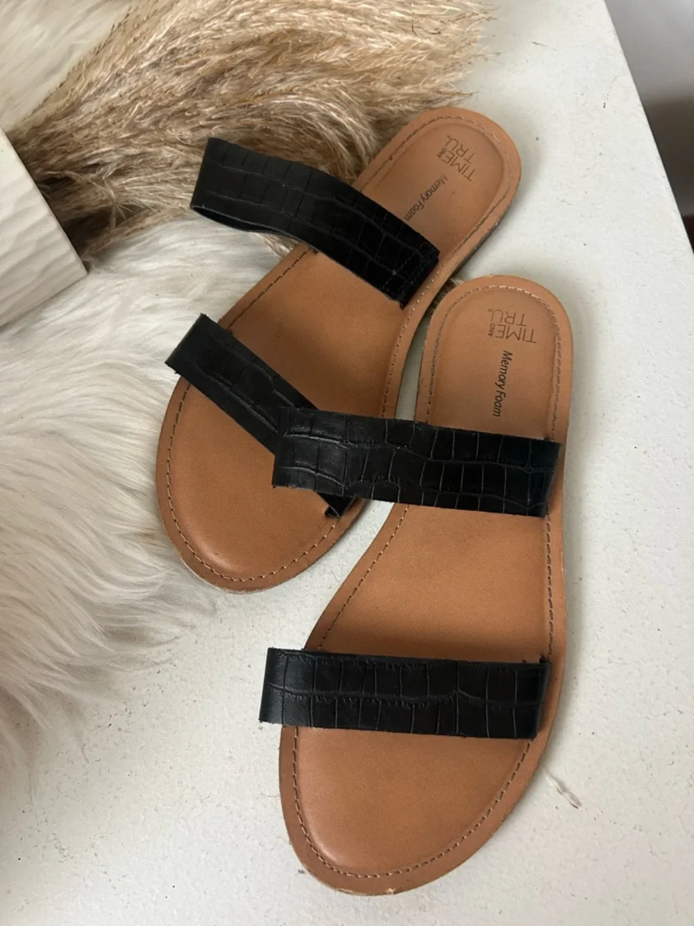 Time and Tru Black Croc-Embossed Double Strap Slide Sandals with Tan Footbed 8
